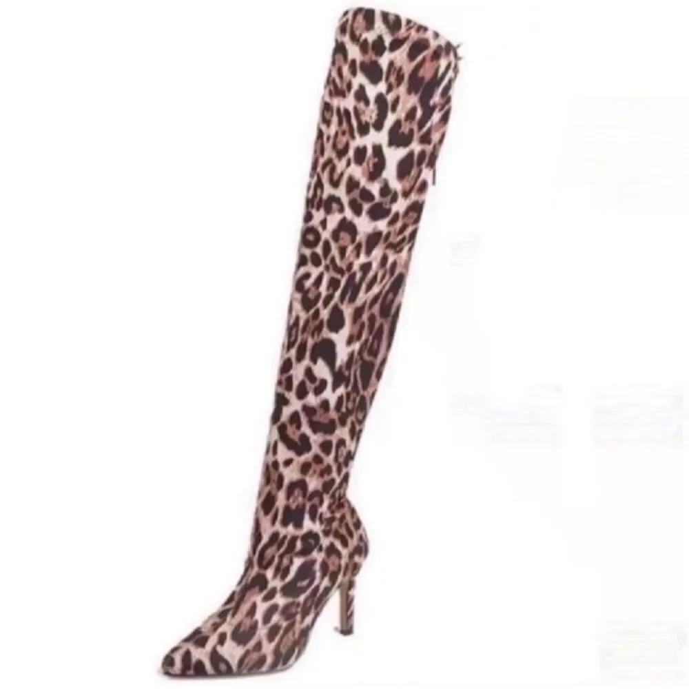 Leopard print Long Boots size 6